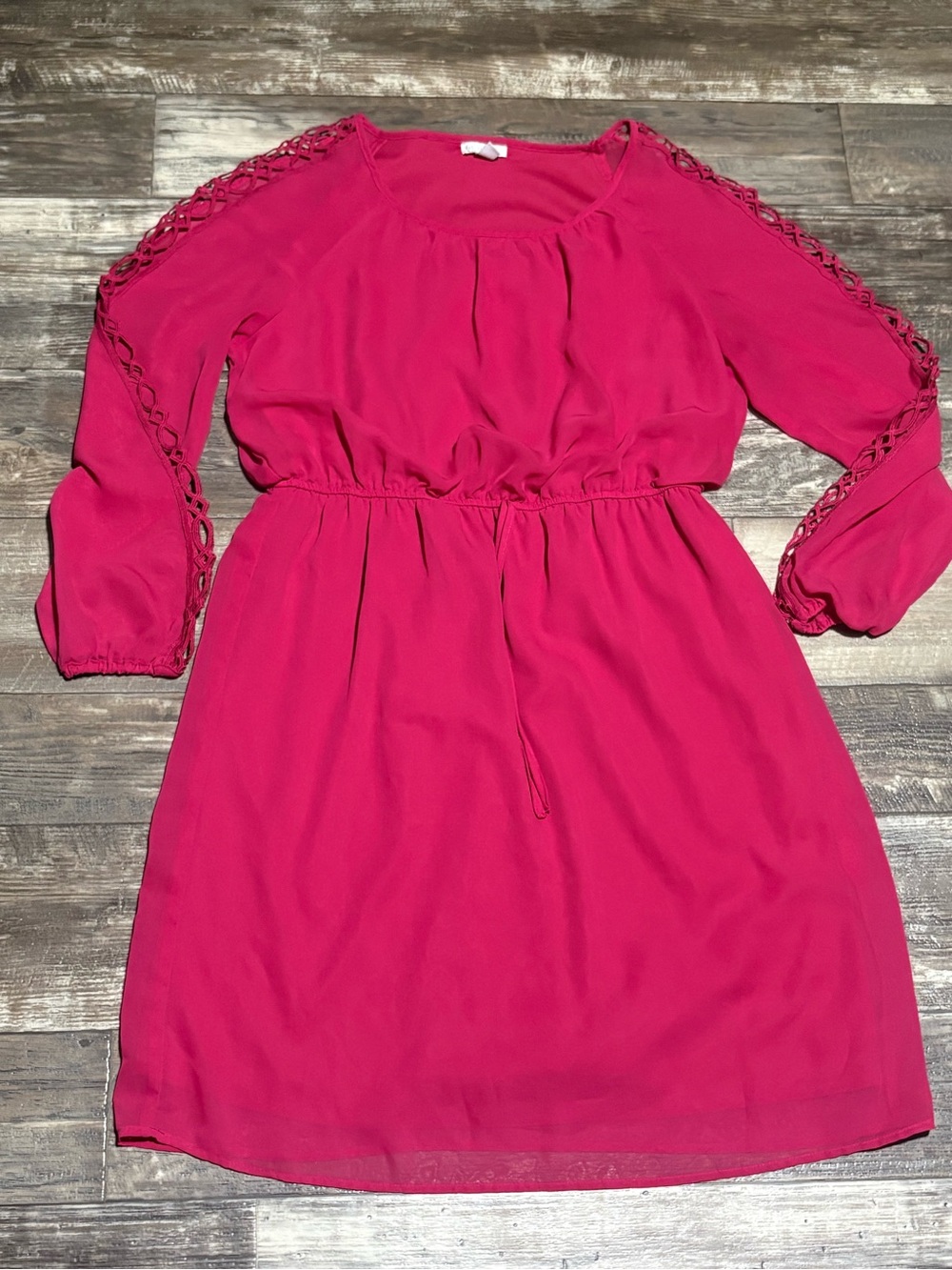 Cato Fuchsia Long-Sleeve Mini Dress with Ladder Lace Sleeves